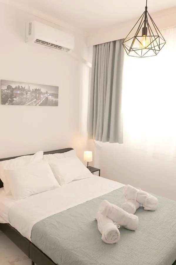 King'S Gambit Suite Thessaloniki